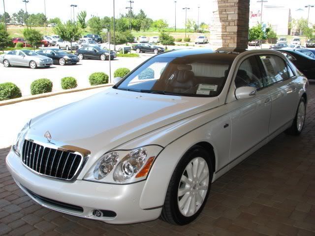 new-2009-maybach-landaulet-4drsd-10.jpg