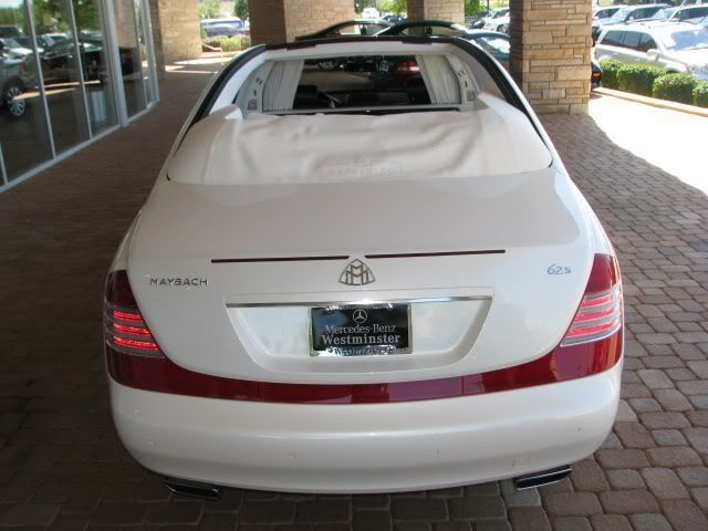 new-2009-maybach-landaulet-4drsd-9.jpg