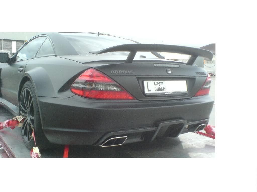 unique_one_off_brabus_vanish_sl65_a.jpg