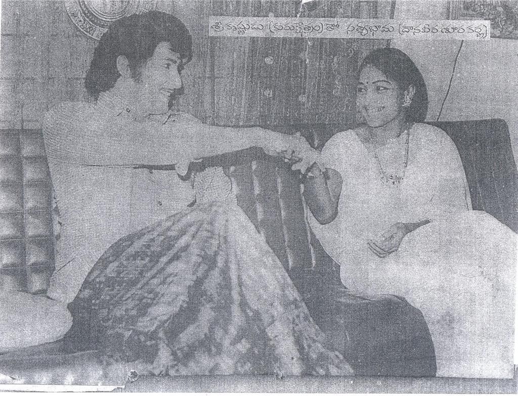 Jayalalitha+and+Shoban+Babu Jayalalitha Shoban Babu Marriage Photos http://www.sbdbforums.com/post ...